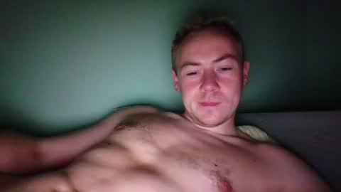 Snapshot of candy_boy_xoxo chatting on June 2026 05:37:01 PM candy_boy_xoxo online show from June 2026 05:37:01 PM