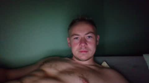 Snapshot of candy_boy_xoxo chatting on June 2026 10:32:02 PM candy_boy_xoxo online show from June 2026 10:32:02 PM