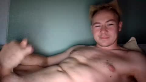 Snapshot of candy_boy_xoxo chatting on August 2026 01:57:01 PM candy_boy_xoxo online show from August 2026 01:57:01 PM