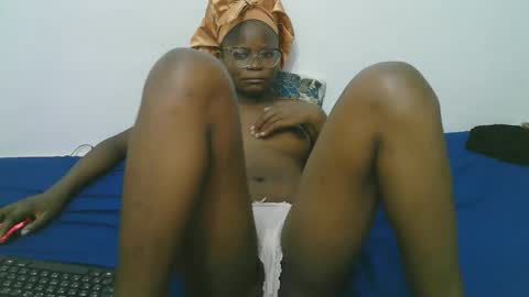 Snapshot of candy_lisah chatting on May 2026 06:48:01 PM Lisa online show from May 2026 06:48:01 PM