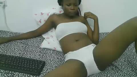 Snapshot of candy_lisah chatting on June 2026 05:35:01 PM Lisa online show from June 2026 05:35:01 PM