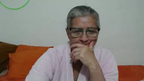 candy online show from December 2025 10:28:02 PM