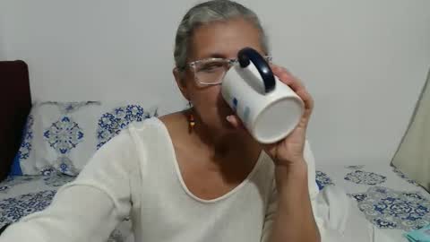 candy online show from April 2026 02:04:02 AM