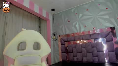 Ania online show from October 2025 11:16:01 AM