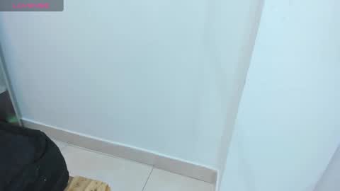 Snapshot of candy_rogeers chatting on March 2025 03:46:02 AM Candy online show from March 2025 03:46:02 AM