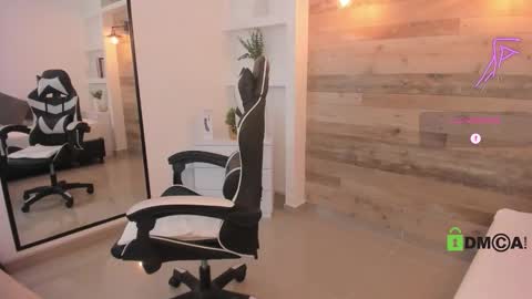 CANDY online show from February 2026 07:35:01 PM