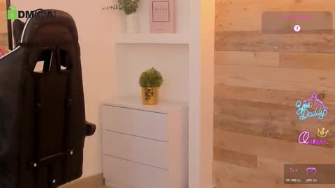 CANDY online show from March 2026 07:52:01 PM