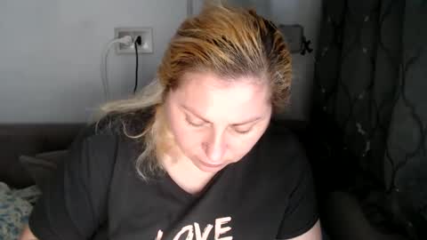 Laura online show from February 2025 08:44:02 AM