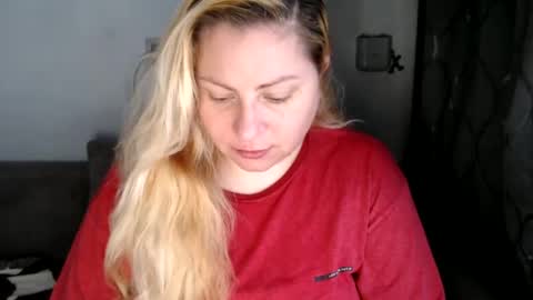 Laura online show from February 2025 02:03:02 PM