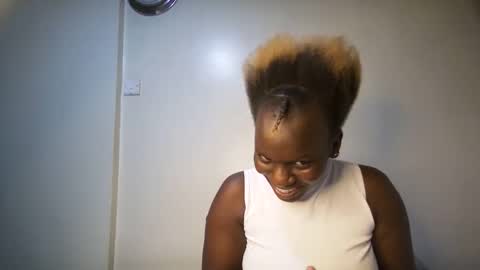 candycurly_ online show from November 2025 02:45:01 AM