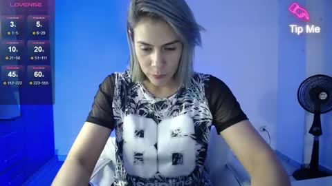 Candy Dowson online show from December 2024 12:09:02 AM