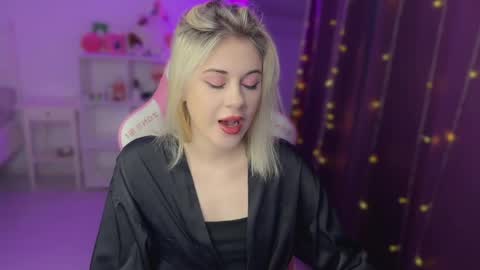 You can call me HH online show from December 2025 06:04:02 PM