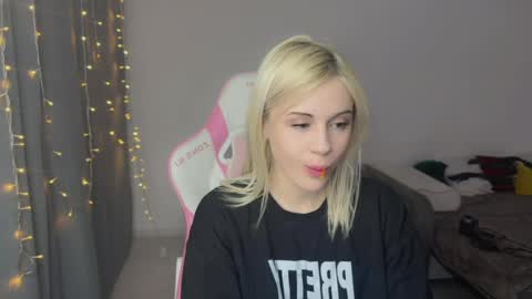 You can call me HH online show from March 2026 08:04:02 PM