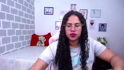 Karen online show from March 2025 03:54:01 AM