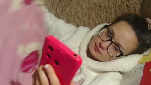 say meow and send tips  online show from December 2024 11:31:02 PM