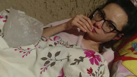 say meow and send tips  online show from February 2025 12:38:02 AM