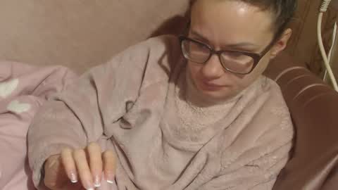 Snapshot of candylady13 chatting on February 2026 11:26:02 AM say meow and send tips online show from February 2026 11:26:02 AM