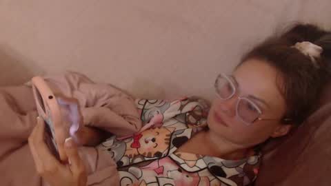 Snapshot of candylady13 chatting on June 2026 09:34:02 AM say meow and send tips online show from June 2026 09:34:02 AM