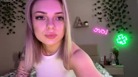 Snapshot of candyrass chatting on May 2026 10:36:01 AM Candy online show from May 2026 10:36:01 AM