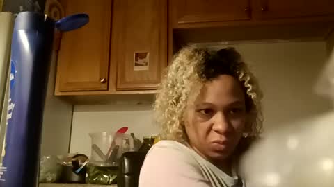 Snapshot of candyredxo2024 chatting on October 2025 12:11:01 PM candyredxo2024 online show from October 2025 12:11:01 PM