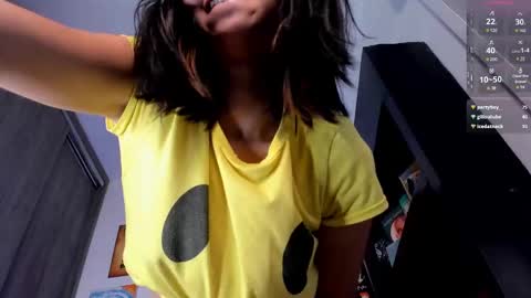 Camilla online show from December 2024 01:05:01 AM