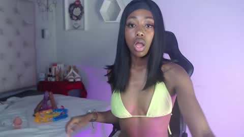 Candy Ebony online show from November 2025 07:42:02 AM