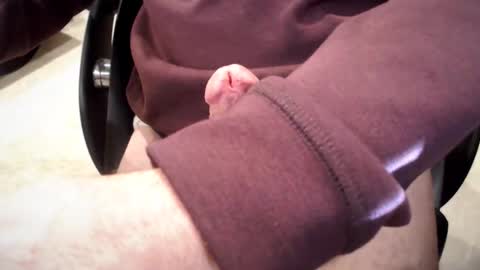 Snapshot of caninutforyou chatting on November 2025 02:29:02 PM caninutforyou online show from November 2025 02:29:02 PM