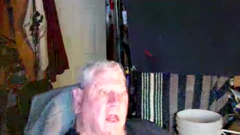 canoelicker69 online show from December 2025 04:47:01 PM