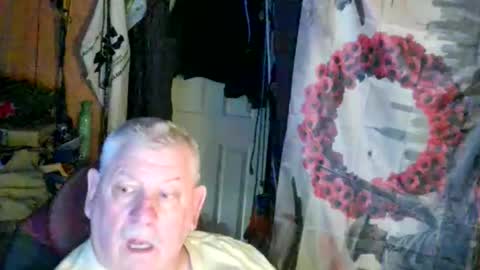 canoelicker69 online show from April 2026 10:20:02 AM