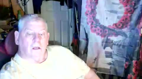 canoelicker69 online show from April 2026 07:58:02 PM