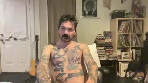 Snapshot of cantleavethehouse chatting on December 2024 07:18:02 AM cantleavethehouse online show from December 2024 07:18:02 AM