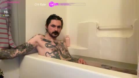 Snapshot of cantleavethehouse chatting on February 2025 01:53:02 AM cantleavethehouse online show from February 2025 01:53:02 AM