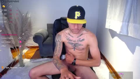 Snapshot of capoink chatting on May 2026 11:54:01 PM Jonny online show from May 2026 11:54:01 PM
