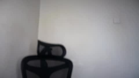 Emma online show from April 2026 04:56:01 AM