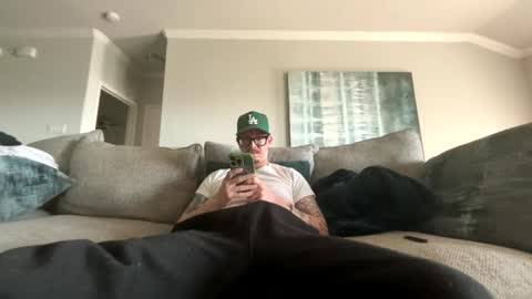 Captaincumgun online show from March 2026 10:49:01 PM