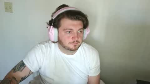 Snapshot of captianplanet1313 chatting on October 2025 02:40:01 PM captianplanet1313 online show from October 2025 02:40:01 PM