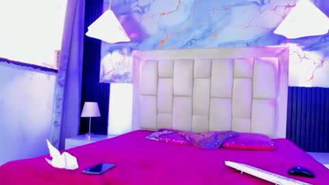 Cara  online show from December 2025 02:12:02 PM