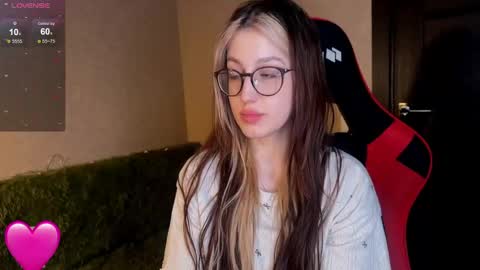 Snapshot of caramel_95 chatting on March 2026 08:35:02 PM caramel_95 online show from March 2026 08:35:02 PM