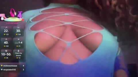 Snapshot of caramel_dreamq chatting on June 2026 04:03:02 AM pretty hazel online show from June 2026 04:03:02 AM