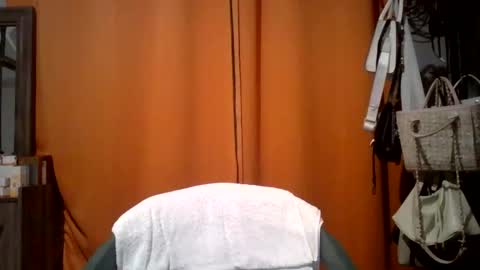 candylious81 online show from June 2026 04:40:01 PM