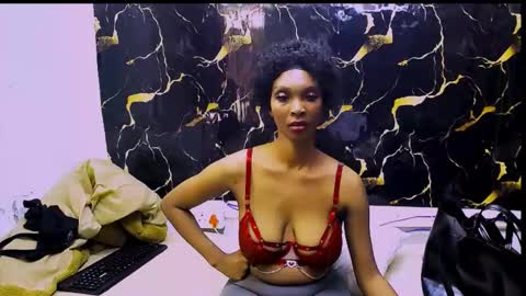 Snapshot of caramelminxx_ chatting on June 2026 08:02:02 AM caramelminxx_ online show from June 2026 08:02:02 AM