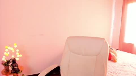              online show from January 2025 09:50:01 PM