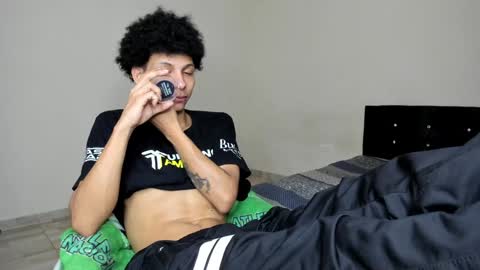 Snapshot of cardrey05 chatting on January 2025 05:29:02 AM Carlos and Cristian online show from January 2025 05:29:02 AM