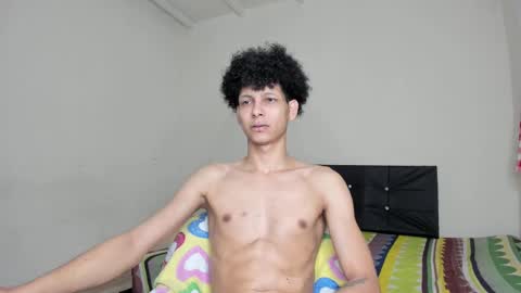 Snapshot of cardrey05 chatting on March 2025 08:41:01 AM Carlos and Cristian online show from March 2025 08:41:01 AM