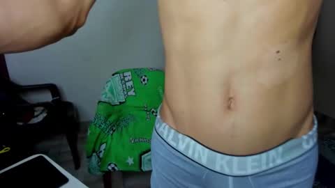 Snapshot of cardrey05 chatting on October 2025 11:24:02 PM Carlos and Cristian online show from October 2025 11:24:02 PM