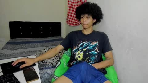 Snapshot of cardrey05 chatting on November 2025 03:08:02 AM Carlos and Cristian online show from November 2025 03:08:02 AM