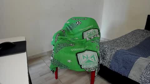 Snapshot of cardrey05 chatting on November 2025 09:47:02 PM Carlos and Cristian online show from November 2025 09:47:02 PM