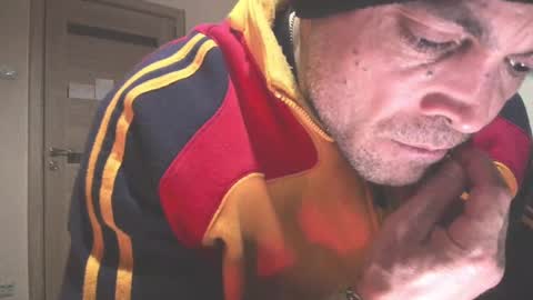 Laz online show from March 2025 01:11:01 AM