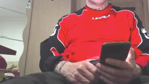 Laz online show from February 2026 07:17:02 PM