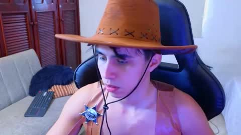 carl_dixon online show from October 2025 05:03:01 PM